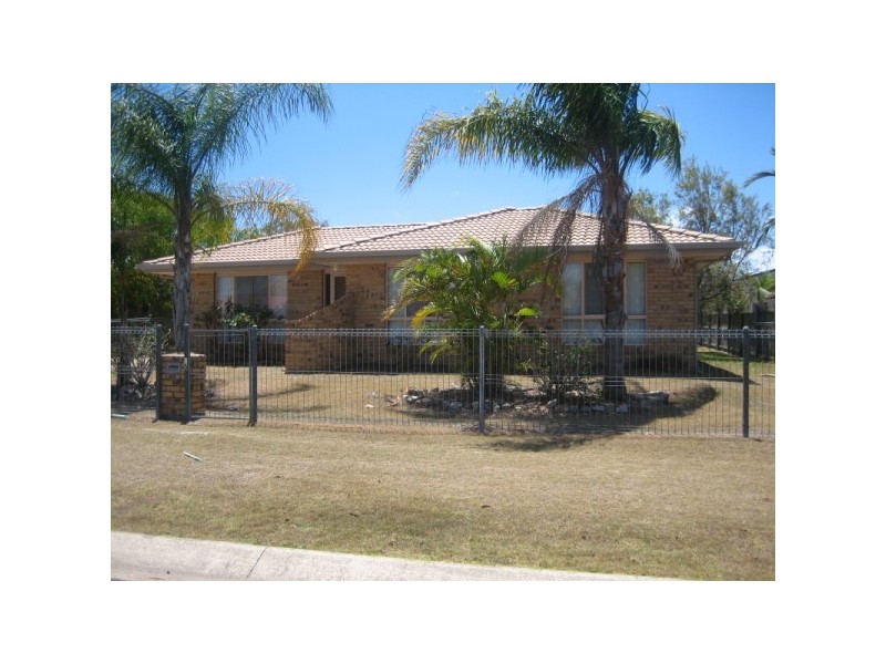 25 Cassandra Street, Urangan QLD 4655