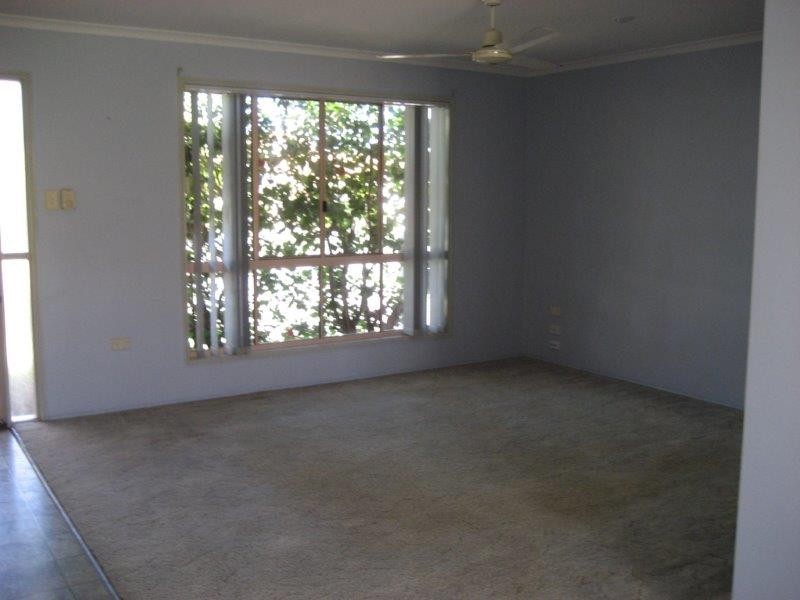 25 Cassandra Street, Urangan QLD 4655