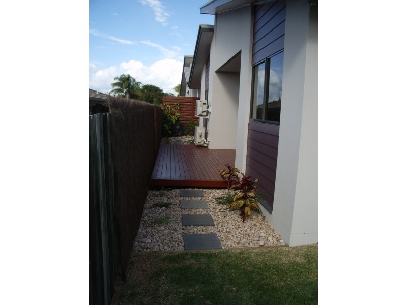 2/40 Victor Drive, Kawungan QLD 4655