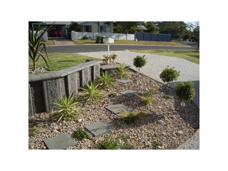 2/40 Victor Drive, Kawungan QLD 4655