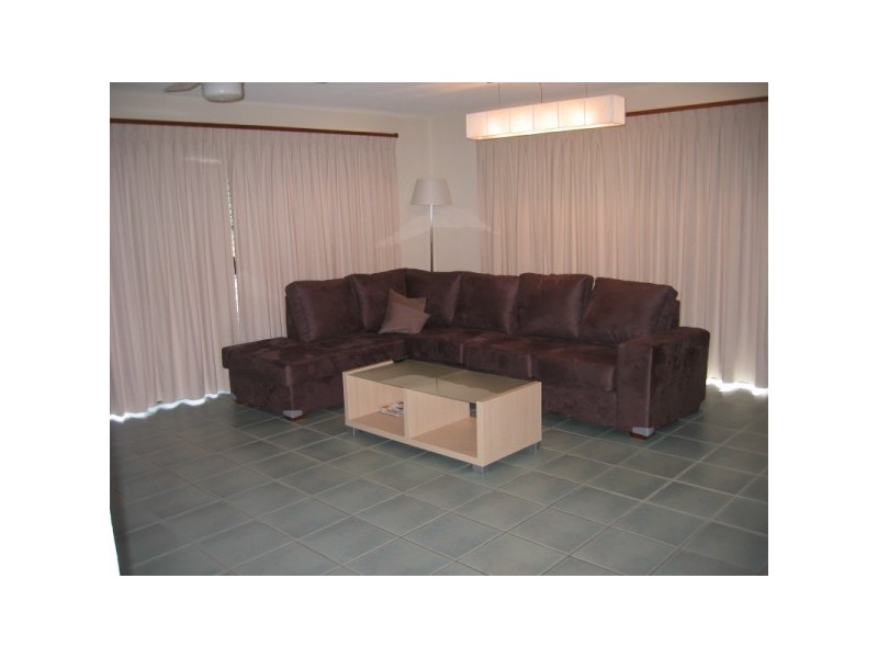 1/394 Esplanade, Torquay, Hervey Bay QLD 4655