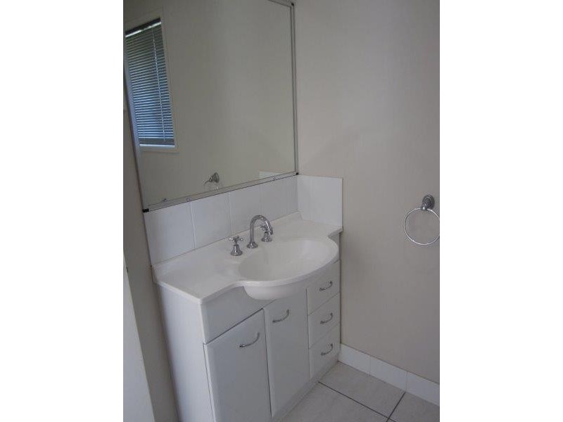 49 Magellan Circuit, Eli Waters QLD 4655