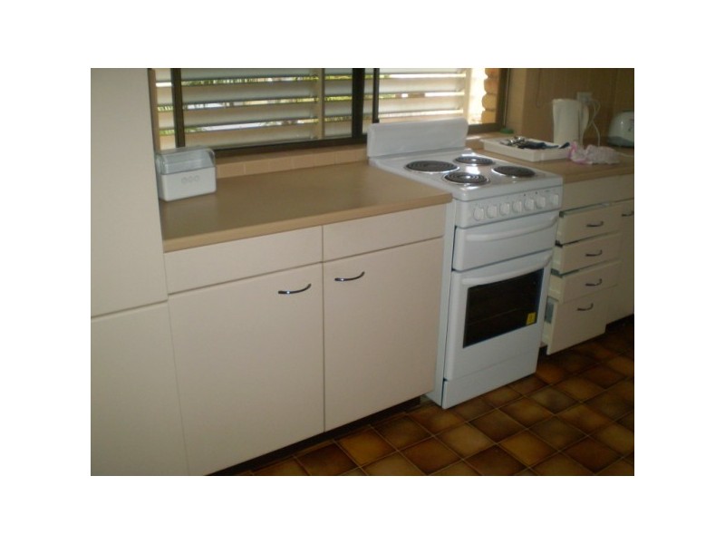 Unit 8 66 Freshwater St, Hervey Bay QLD 4655