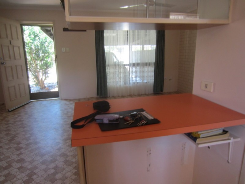 Unit 2-29 Pulgul Street, Urangan QLD 4655