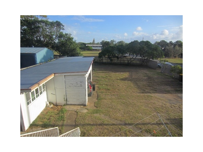 2/321 Esplanade, Hervey Bay QLD 4655