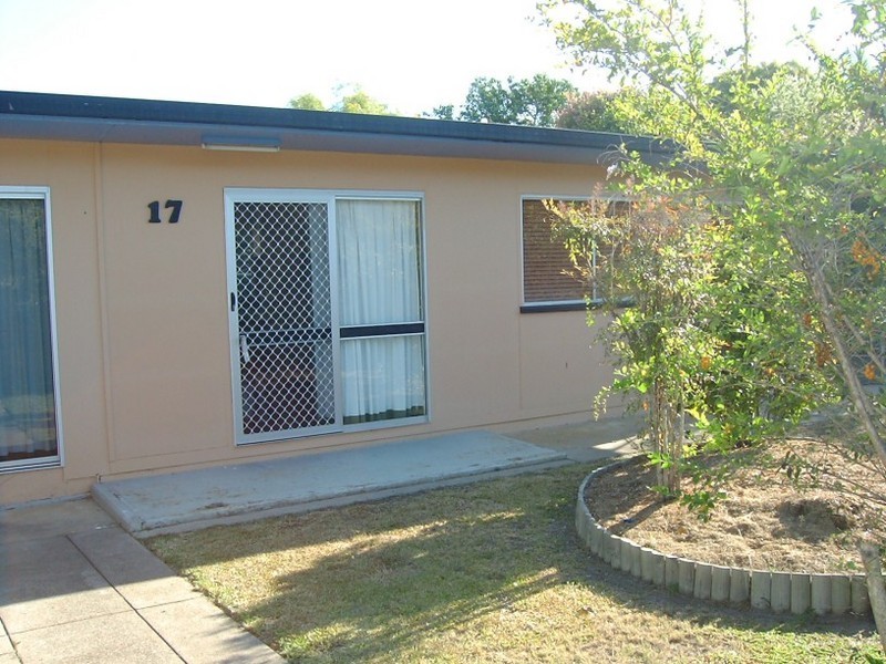 17 Paradise Street, Hervey Bay QLD 4655