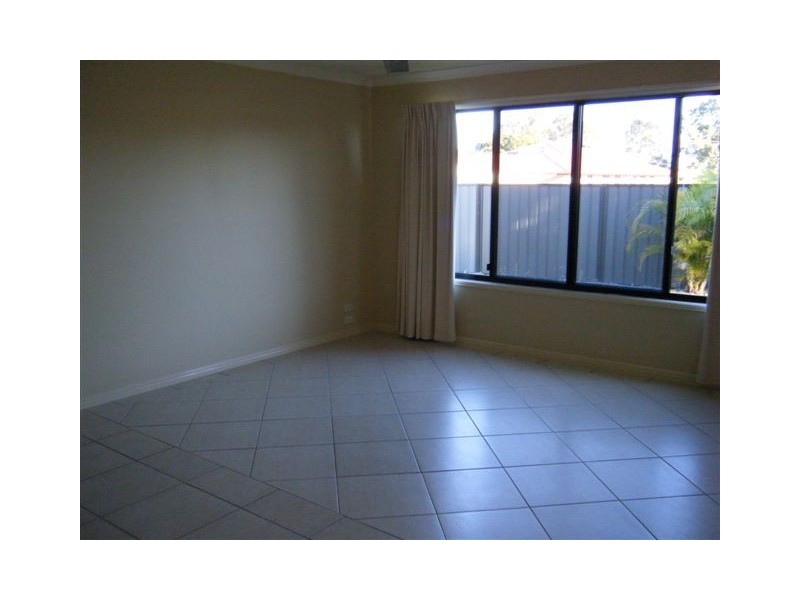 2/62 South Street, Urangan QLD 4655