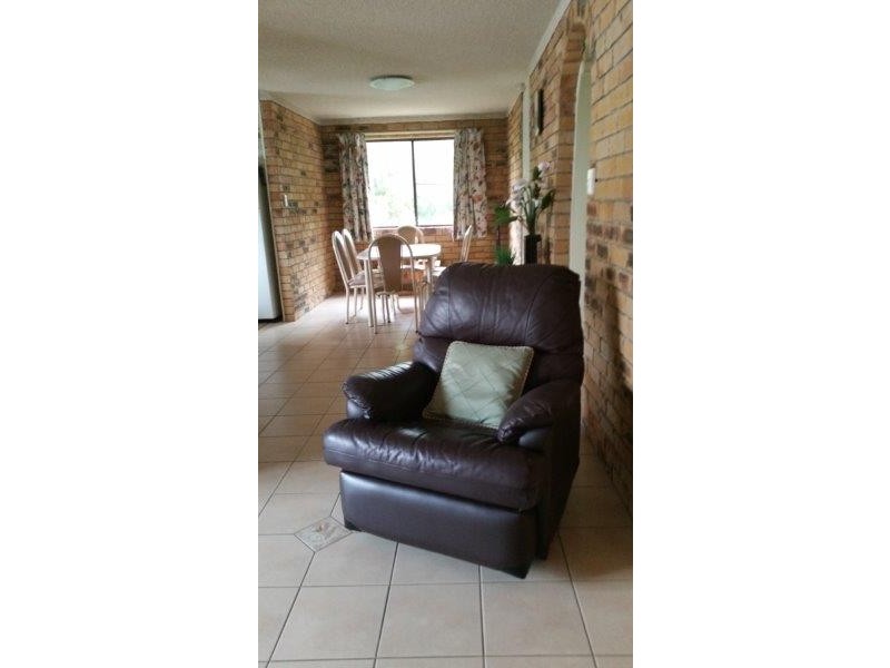 6/394 Esplanade, Torquay QLD 4655