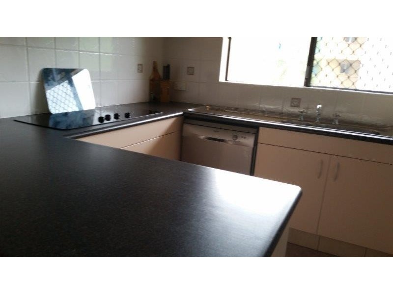 6/394 Esplanade, Torquay QLD 4655