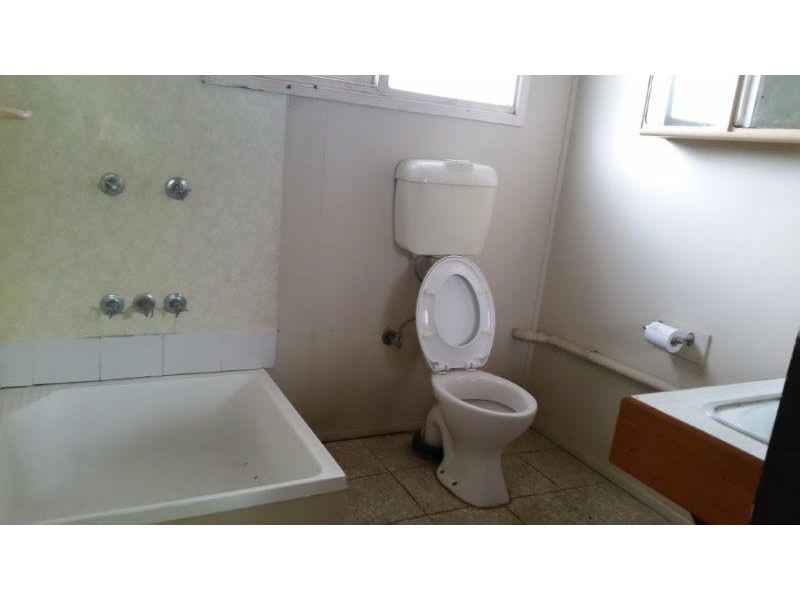 6/490 Esplanade, Torquay QLD 4655