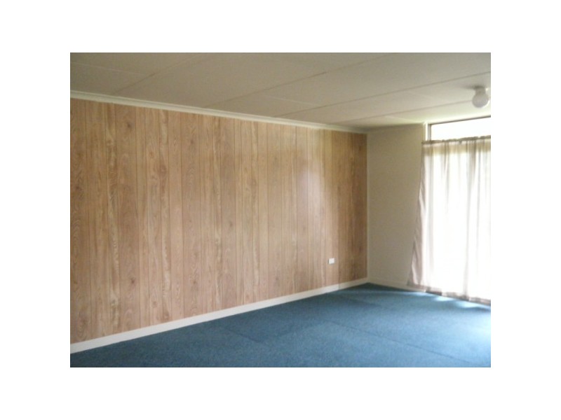 36 Neils Street, Pialba QLD 4655