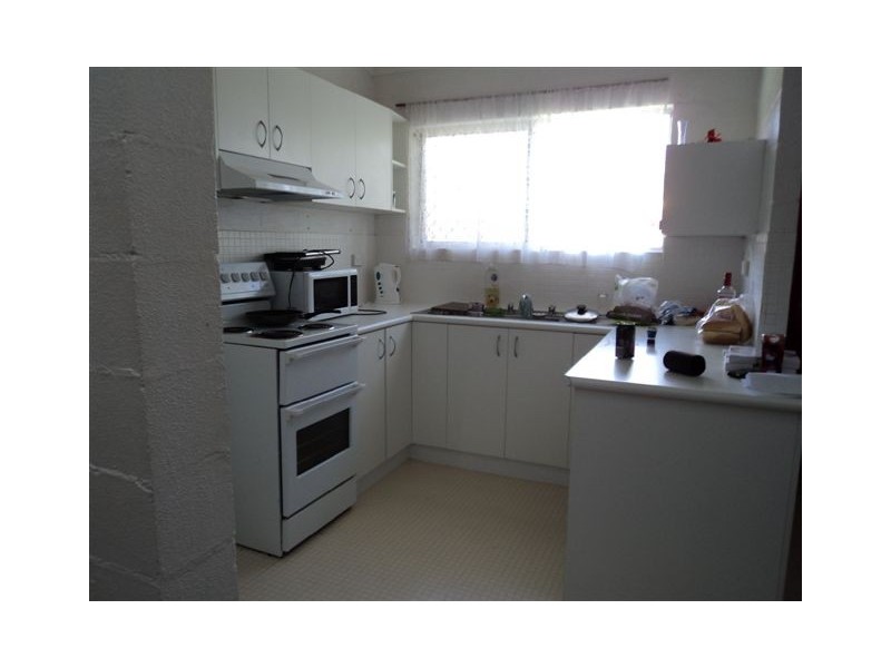 Unit 5 ‘Whitesands’ 454 Esplanade, Torquay QLD 4655