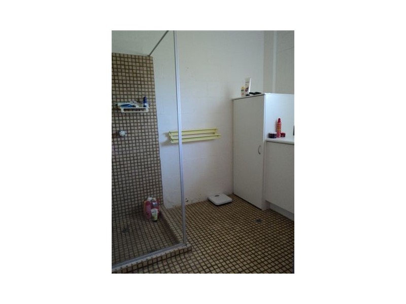 Unit 5 ‘Whitesands’ 454 Esplanade, Torquay QLD 4655