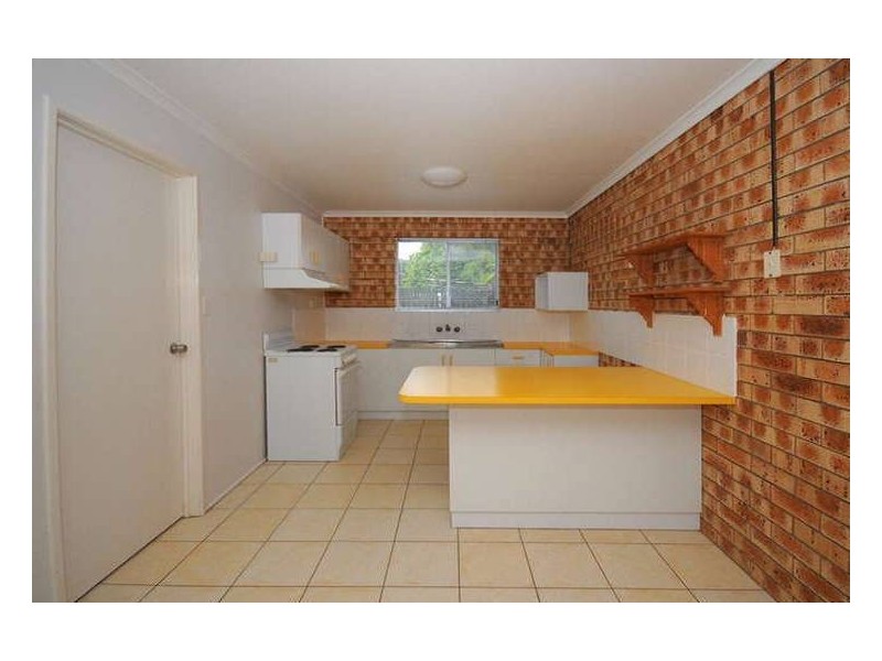 6/3 King Street, Urangan QLD 4655