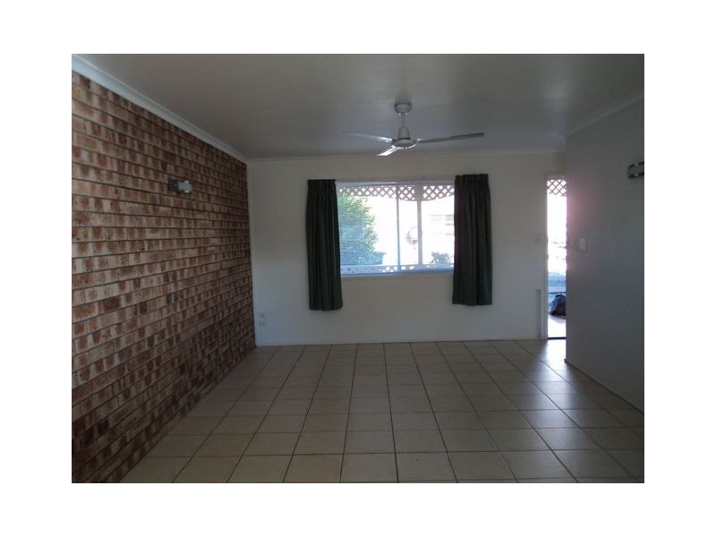 6/3 King Street, Urangan QLD 4655