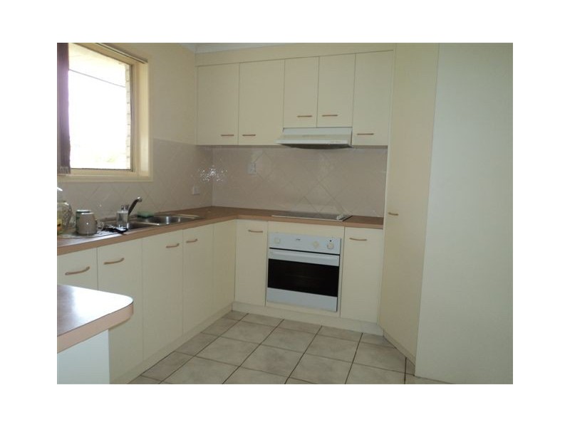 7 Truss Court, Torquay QLD 4655