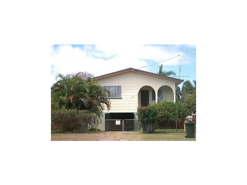 157 Cypress Street, Urangan QLD 4655