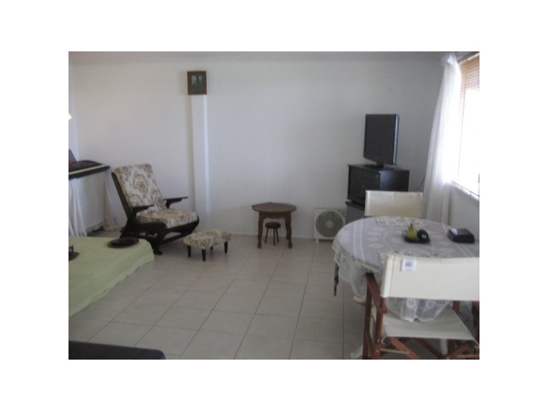 33 MURPHY ST, Point Vernon QLD 4655