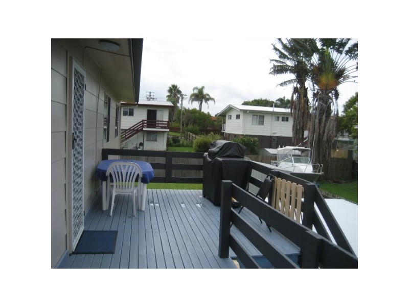 33 MURPHY ST, Point Vernon QLD 4655