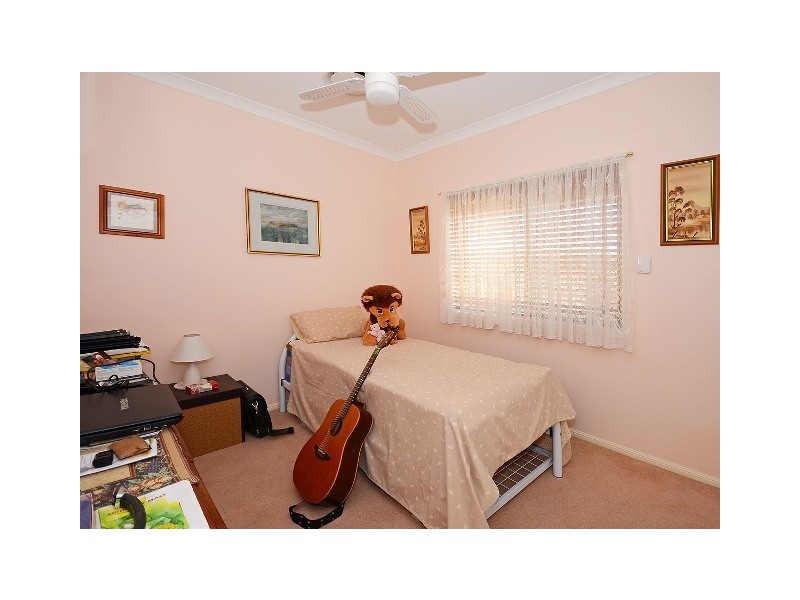 8 HOBERG CRT, Kawungan QLD 4655