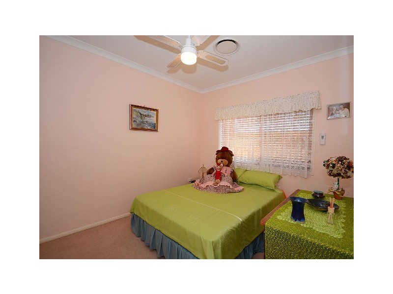 8 HOBERG CRT, Kawungan QLD 4655