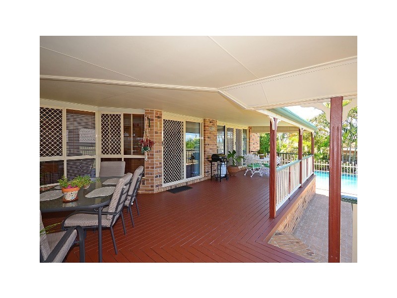 8 HOBERG CRT, Kawungan QLD 4655