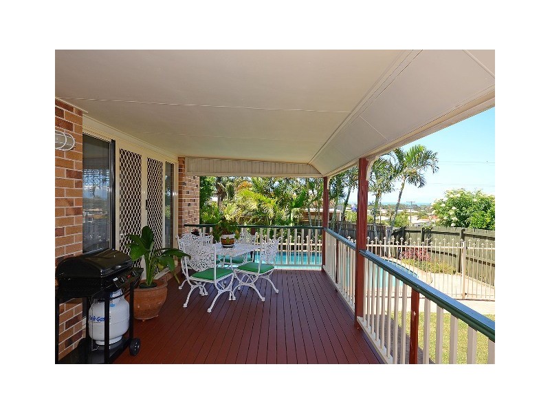 8 HOBERG CRT, Kawungan QLD 4655