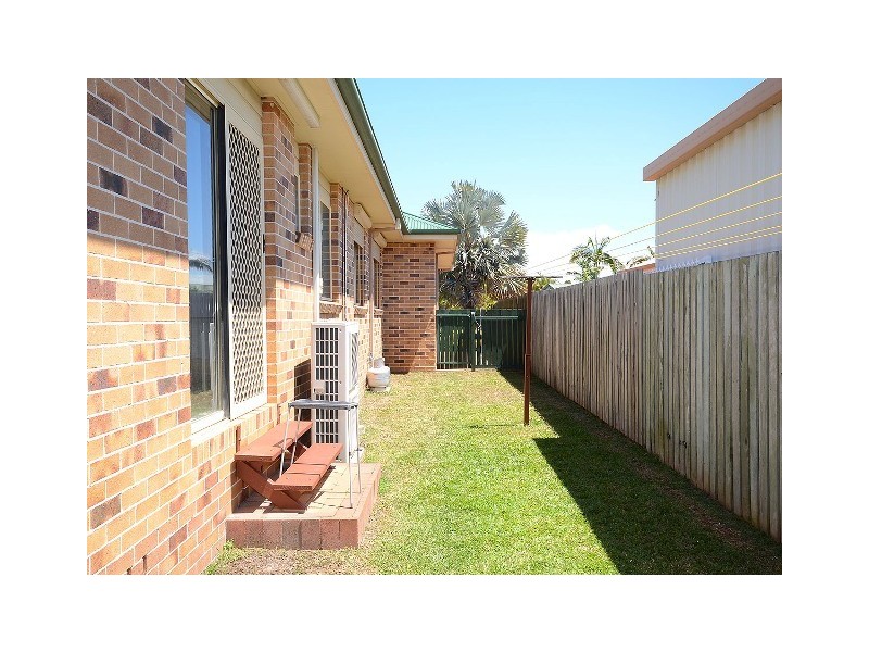 8 HOBERG CRT, Kawungan QLD 4655