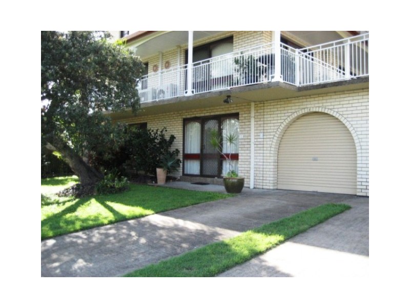 UNIT 1/54 FRESHWATER ST, Scarness QLD 4655