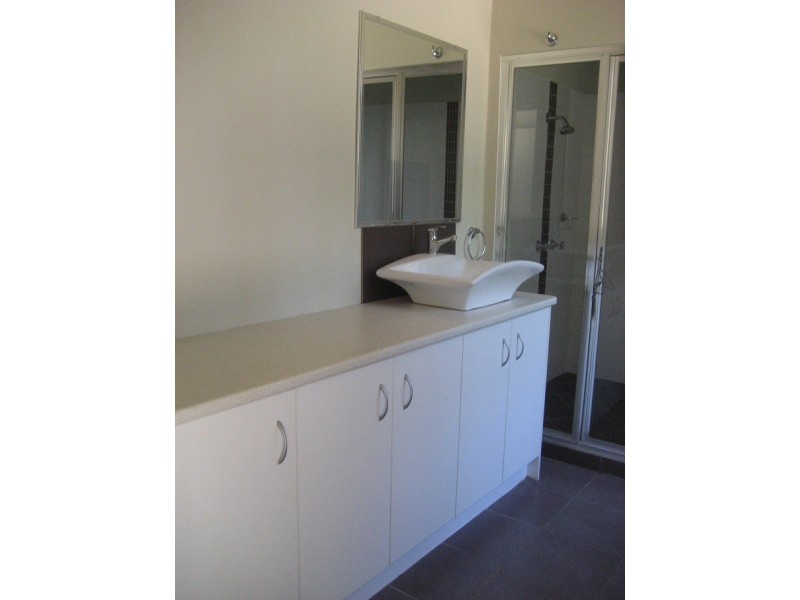 102 Cypress Street, Torquay QLD 4655