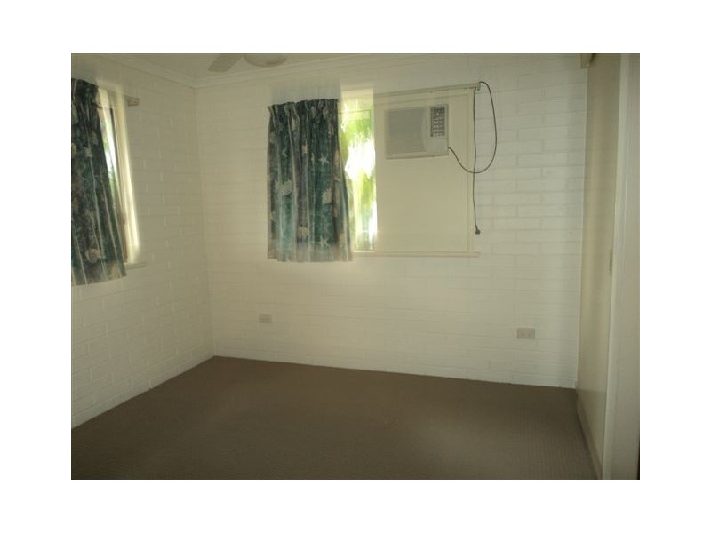 10/415 Boat Harbour Drive, Torquay QLD 4655