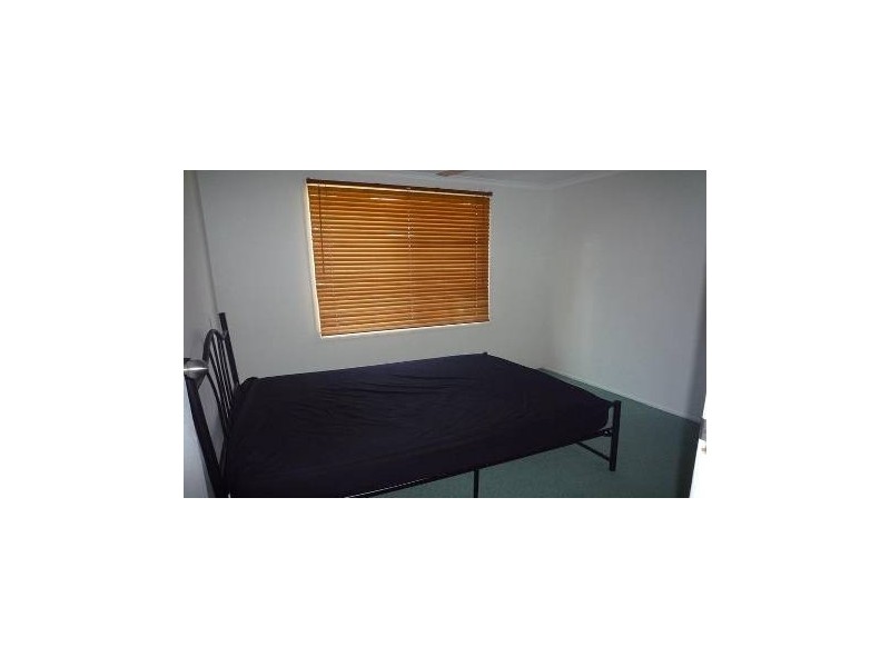 4/5 Witt Street, Torquay QLD 4655