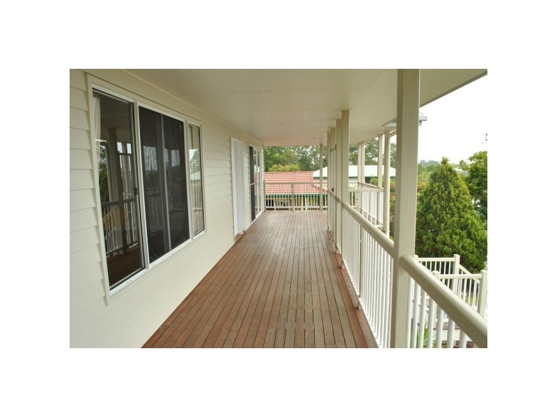 12 FAYE, Scarness QLD 4655