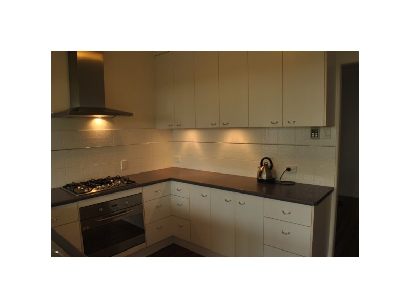 12 FAYE, Scarness QLD 4655