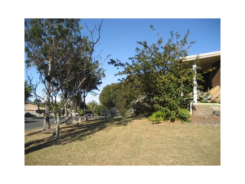 2 Craig Cres, Pialba QLD 4655