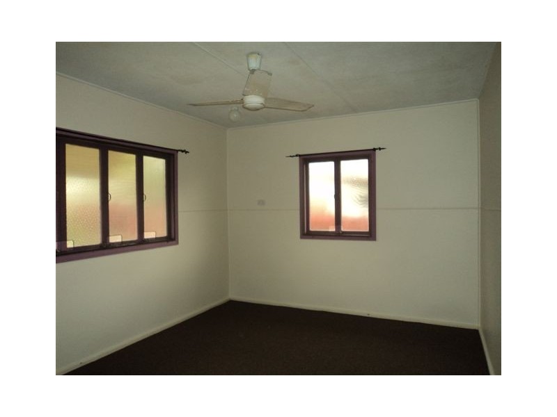 12 Campbell Street, Torquay QLD 4655