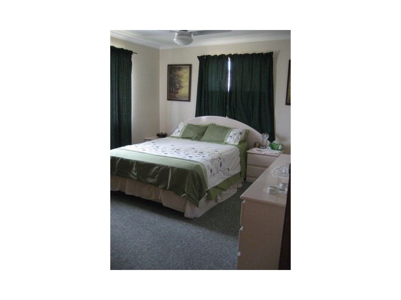 17 BARILBA, Scarness QLD 4655