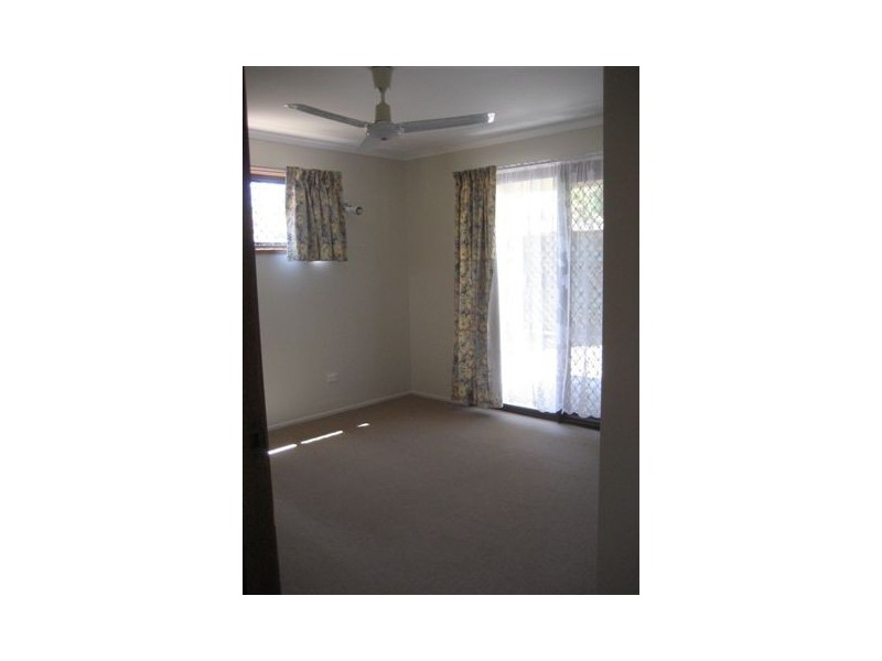 UNIT 2 82 MILLER STREET, Urangan QLD 4655