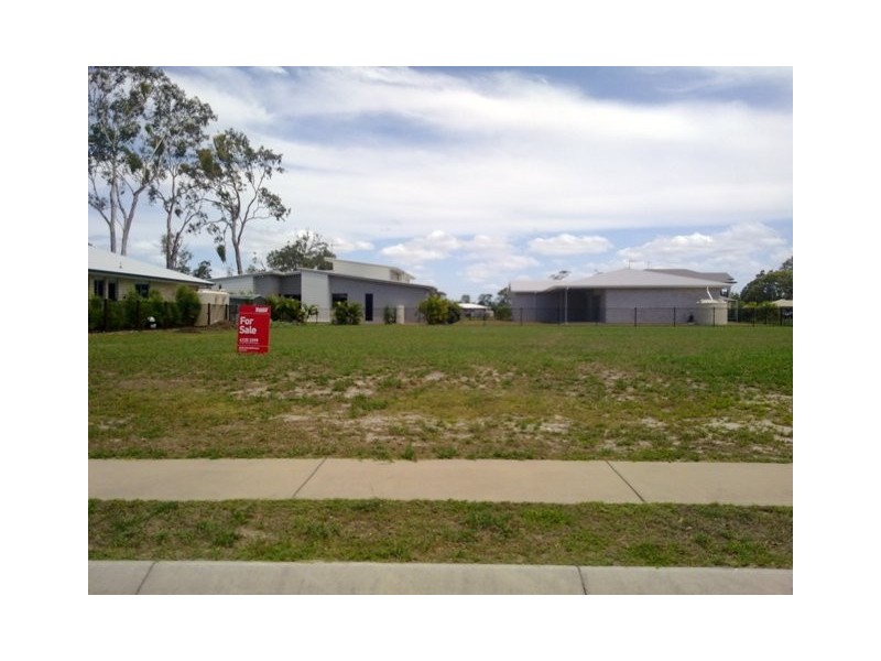 90 Barramundi Drive, Burrum Heads QLD 4659