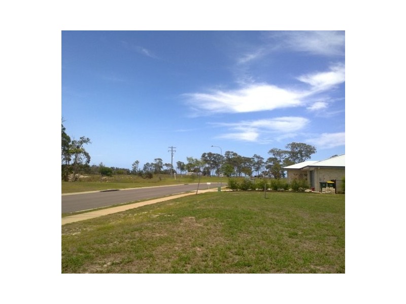 94 Barramundi Drive, Burrum Heads QLD 4659
