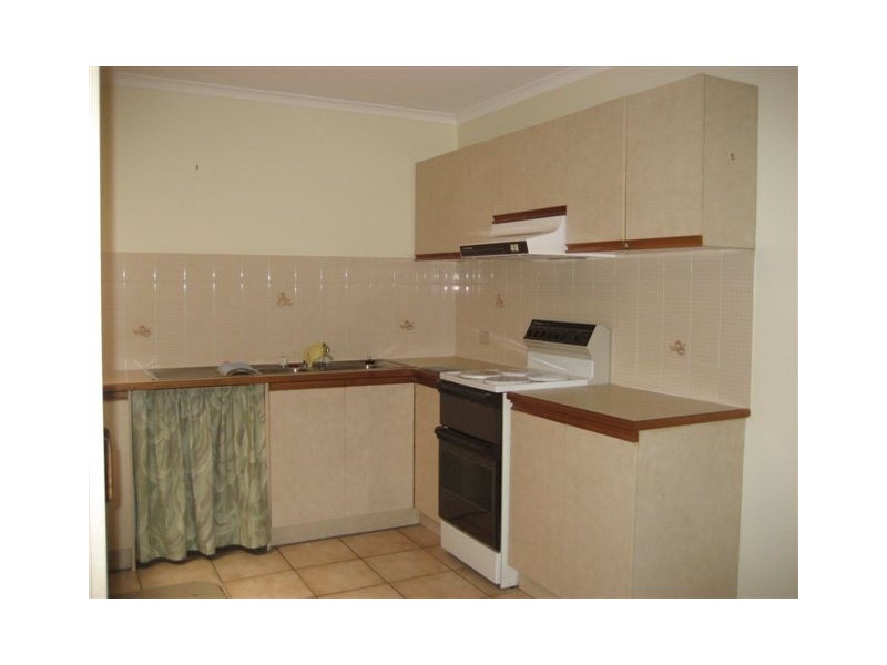 14/230 TORQUAY TERRACE, Torquay QLD 4655