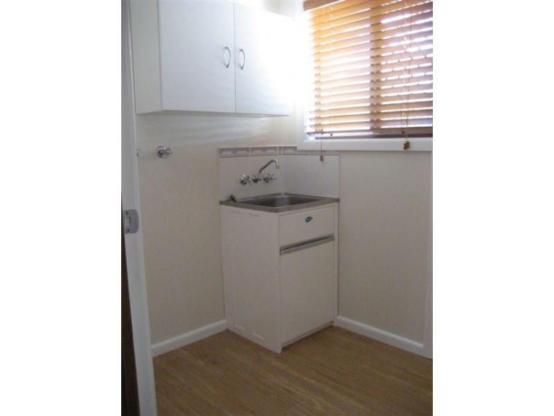 1/97 FRESHWATER STREET, Torquay QLD 4655