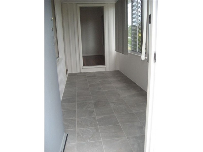 6 MARY, Scarness QLD 4655