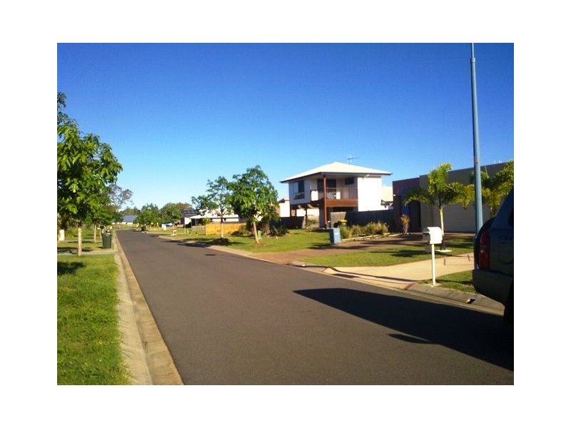 20 FRASER WATERS PARADE, Toogoom QLD 4655
