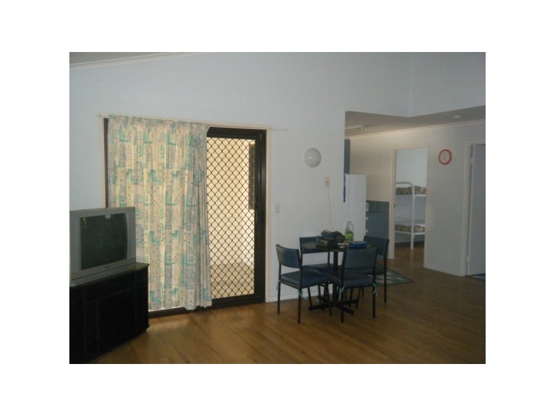 7/220 TORQUAY TCE, Torquay QLD 4655