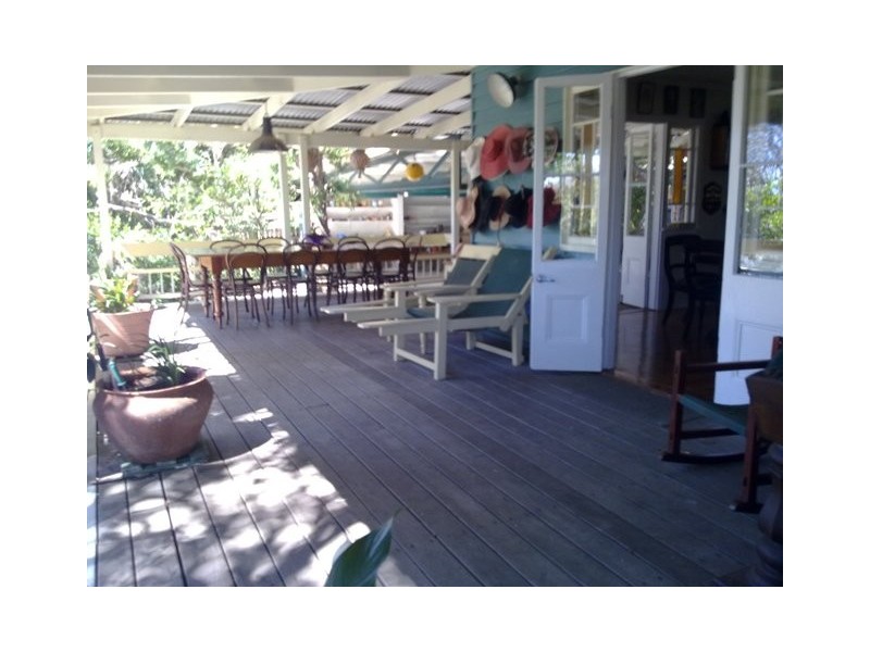 7 FLINDERS STREET, Point Vernon QLD 4655