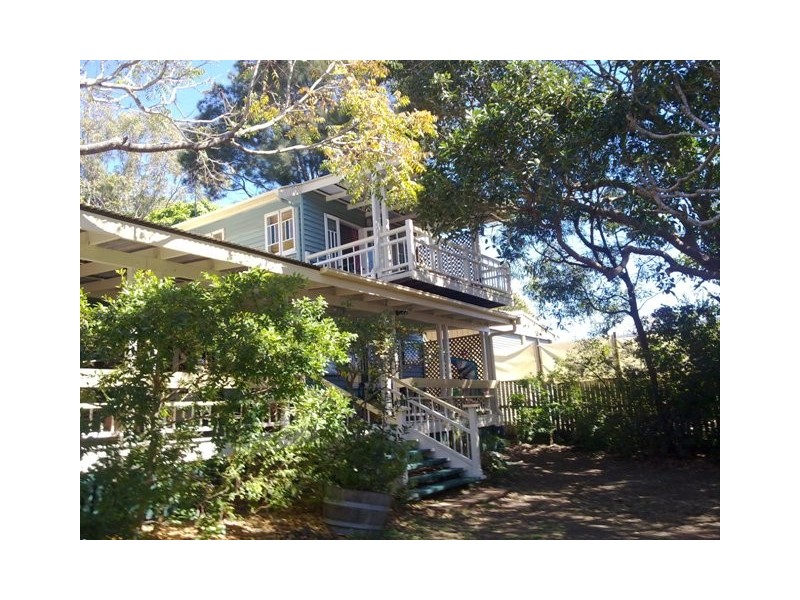 7 FLINDERS STREET, Point Vernon QLD 4655