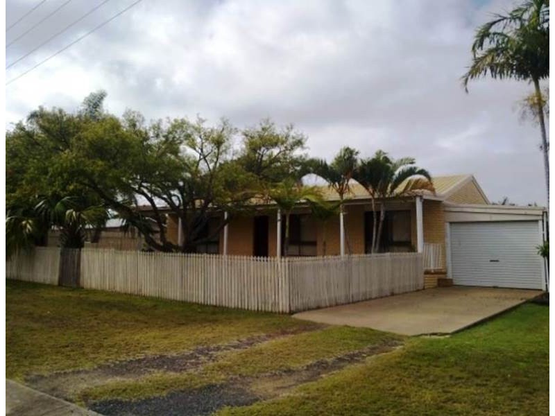 2 PRESTON STREET, Point Vernon QLD 4655