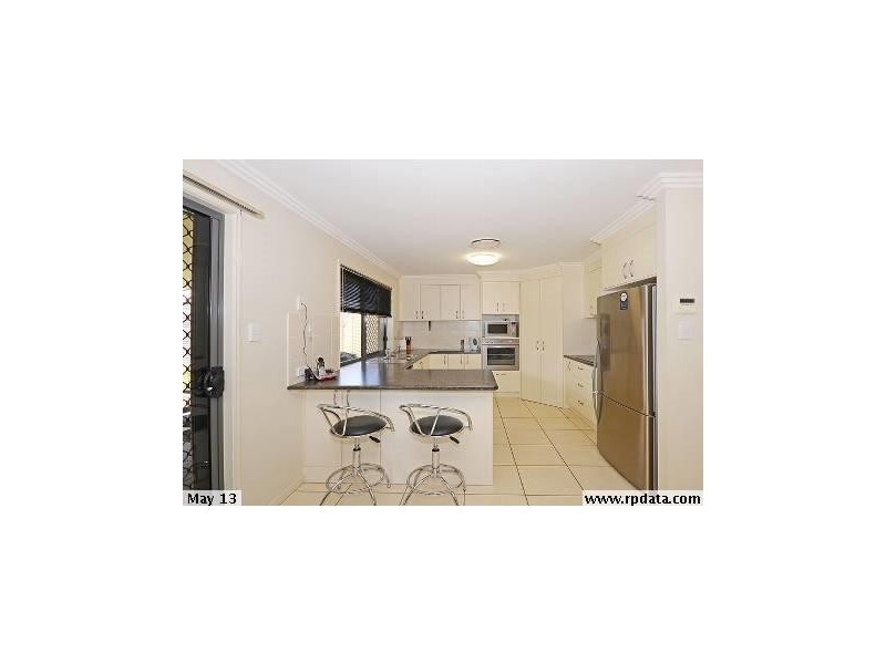 18 BAYSWATER DR, Urraween QLD 4655