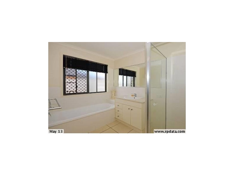 18 BAYSWATER DR, Urraween QLD 4655